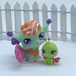 Littlest Pet Shop Shimmering Sky Fairies SunScape 2704 Ladybug 2705 Mint Green